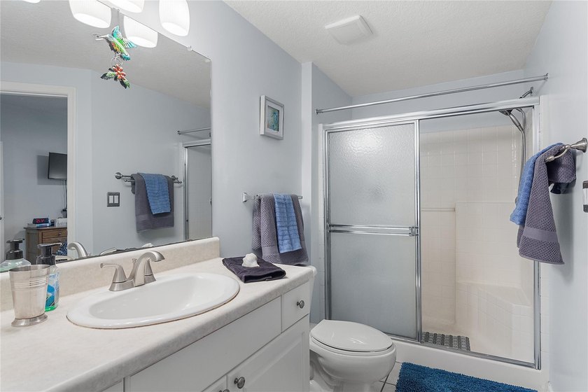 Welcome to your dream condo! This 3bd, 2ba home features a - photo 9