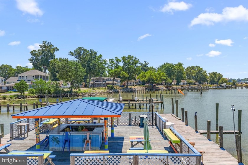 WATERVIEWS &amp; PIER--ON THE POINT: Much admired since it first - photo 50