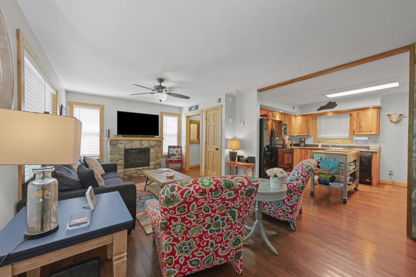 Adorable Lake Home In Linwood Park With Dock - photo 14