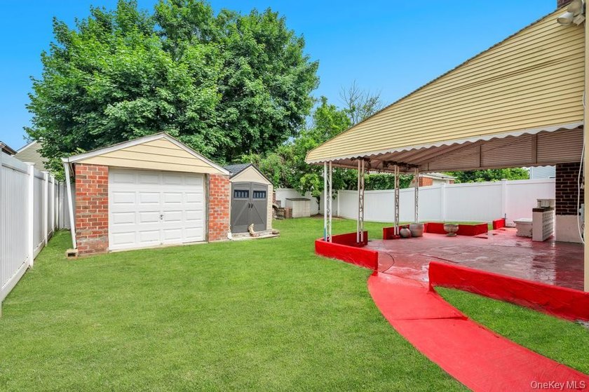 Welcome to this beautifully maintained 4-bedroom, 3 full - photo 5