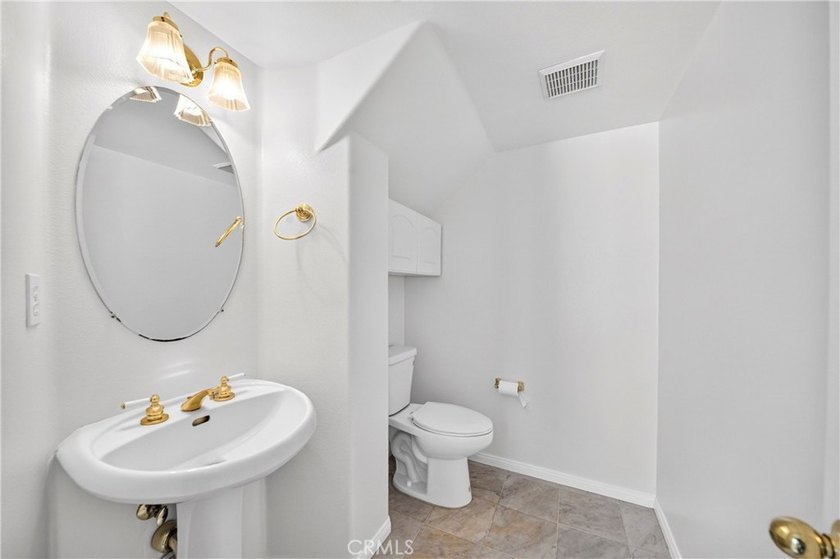 This beautiful 2 -story home locates Shadow Brook Gated - photo 7