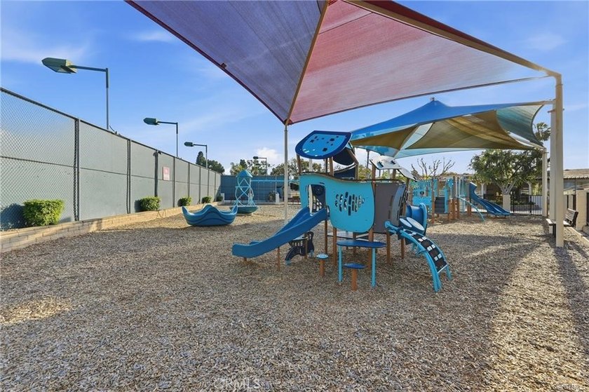 12148 Rancho Bernardo B - photo 23