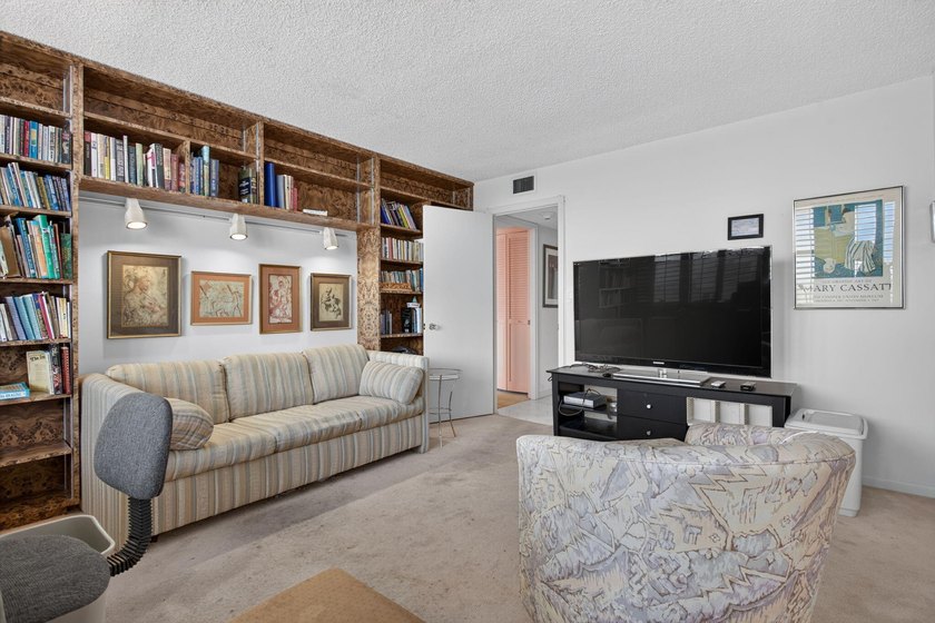 What an Amazing Listing! Wow. Direct Intracoastal. Ocean view - photo 27