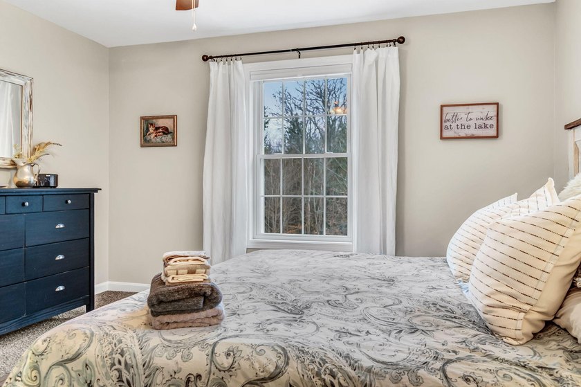 Welcome to 89 Boot Cove Lane, where privacy, comfort, and - photo 28