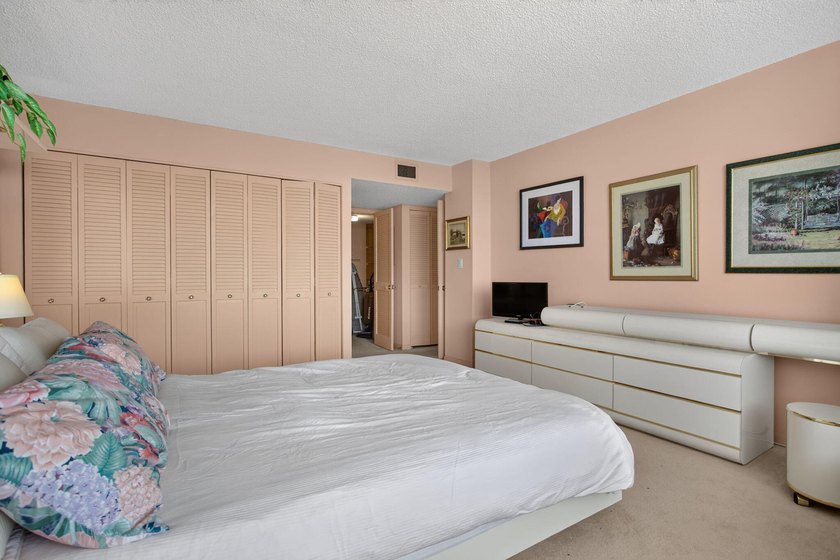 What an Amazing Listing! Wow. Direct Intracoastal. Ocean view - photo 30