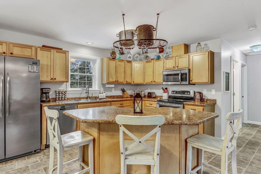 Welcome to 89 Boot Cove Lane, where privacy, comfort, and - photo 34
