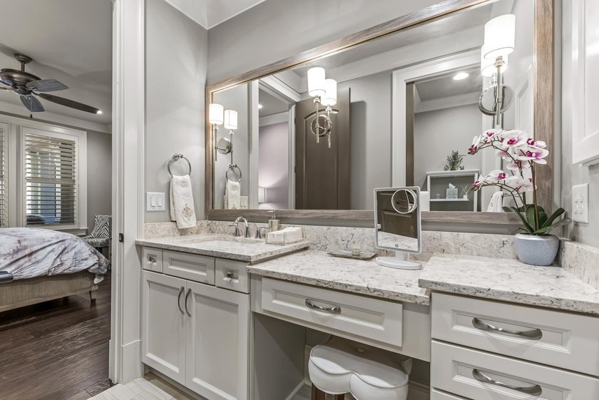 Welcome to refined luxury living in the heart of Reynolds Lake - photo 41