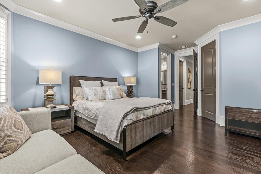 Welcome to refined luxury living in the heart of Reynolds Lake - photo 44
