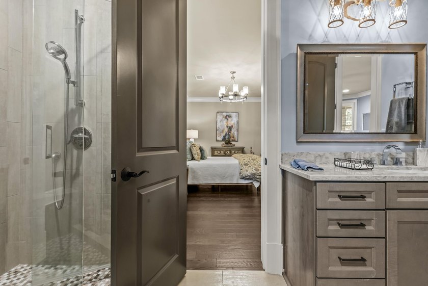 Welcome to refined luxury living in the heart of Reynolds Lake - photo 46