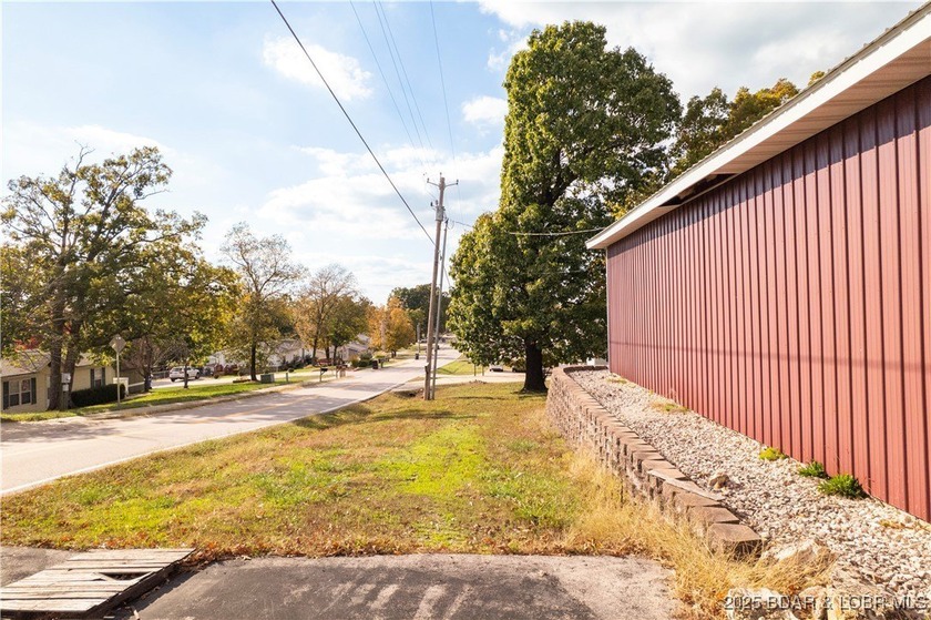 Here it is! PRIME corner-lot commercial opportunity in the true - photo 19