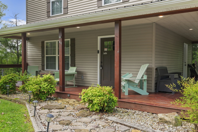 Adorable Lake Home In Linwood Park With Dock - photo 4
