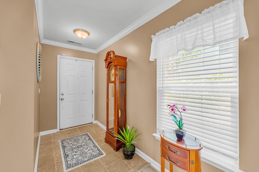 Well-maintained townhome in the desirable area, of The Pines @ - photo 5