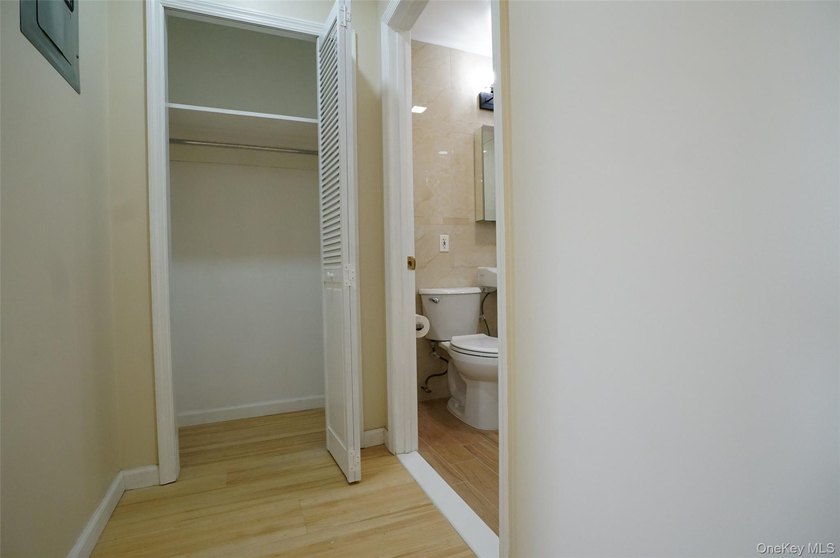 Prime Woodside location. This elevator condominium is - photo 9