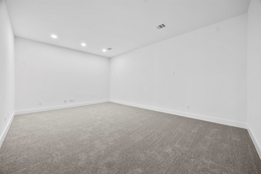 Welcome to Levante! This stunning John Houston new construction - photo 33