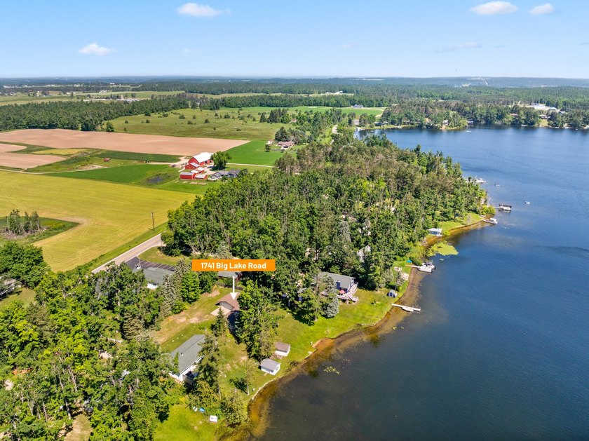 Come home to a wonderful WATERFRONT on ALL-SPORTS BIG LAKE! - photo 12