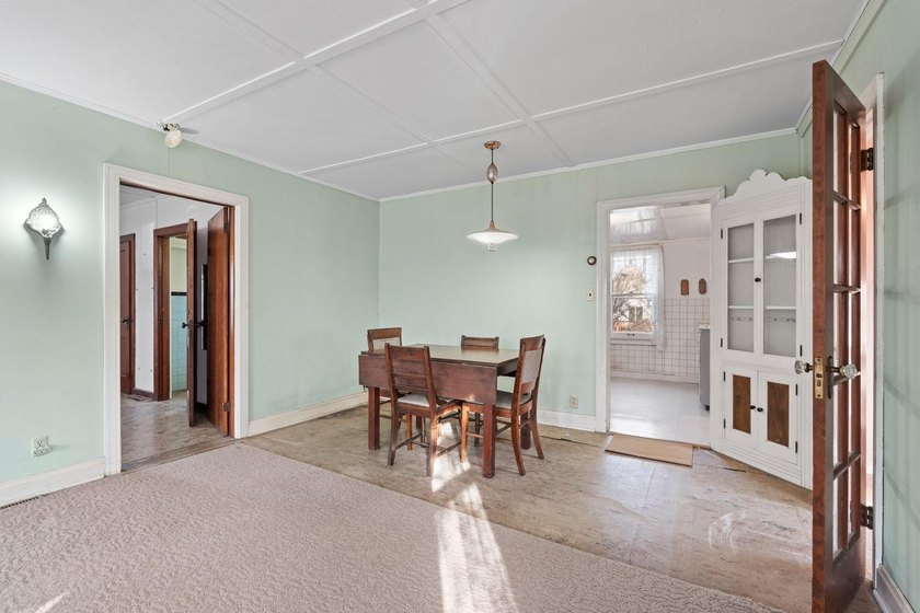BUILD YOUR NEW CONSTRUCTION DREAM HOME OR REIMAGINE THIS CLASSIC - photo 10