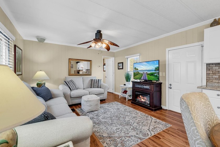 Fully Furnished.. Turn Key.. and Just Waiting for You!! Located - photo 3
