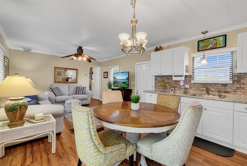 Fully Furnished.. Turn Key.. and Just Waiting for You!! Located - photo 4