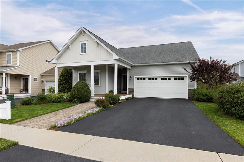 Welcome to Reynolds Farm, one of North Kingstown's most - photo 3