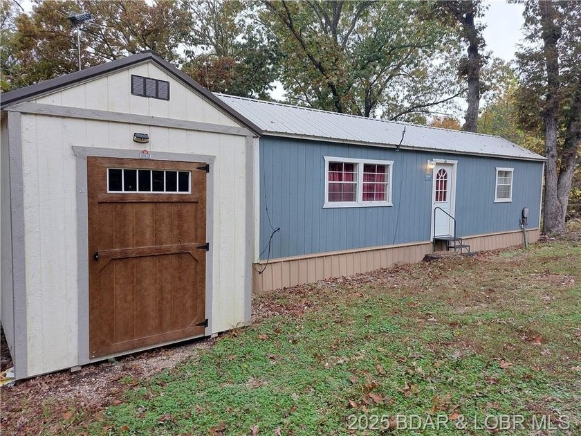 Move in ready! Well maintained 1 bedroom, 1 full bath Tiny Home - photo 15