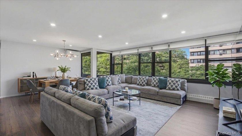 Move right into this beautifully renovated 1-bedroom, 1-bath - photo 5