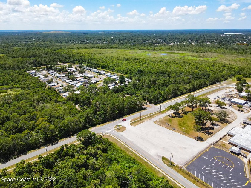 Land development opportunity in a growing area near Eastern - photo 5