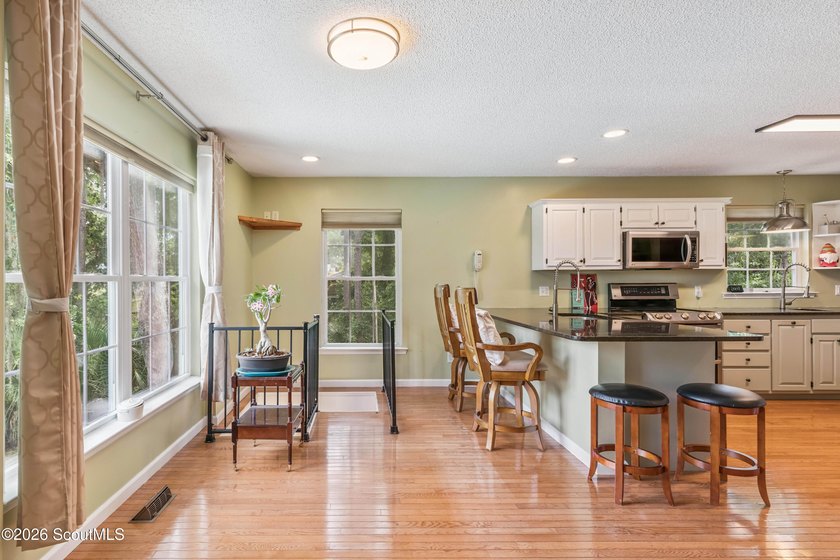 Enjoy fantastic MARSH AND RIVER views and your own private - photo 21