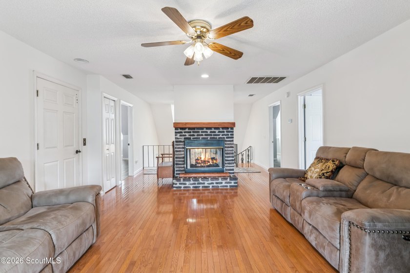 Enjoy fantastic MARSH AND RIVER views and your own private - photo 30