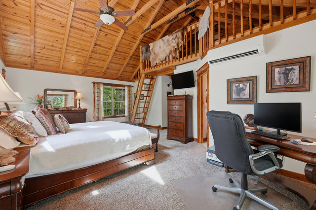Lakefront Privacy on 40 acres , Custom 3866 sf home w 2 boat slip - photo 16
