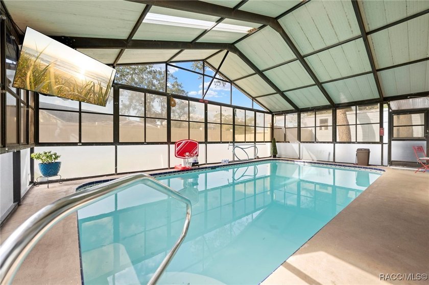 MAJOR PRICE REDUCTION!Move-In Ready 3-Bedroom Pool Home with - photo 18
