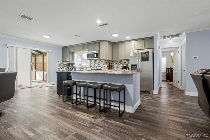 MAJOR PRICE REDUCTION!Move-In Ready 3-Bedroom Pool Home with - photo 30