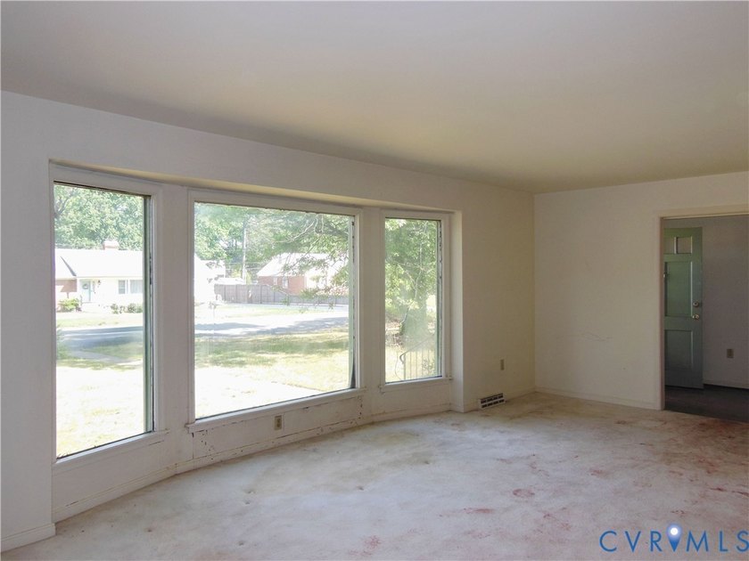 Welcome to 8218 Overbury Road in the Chamberlayne Hills - photo 6