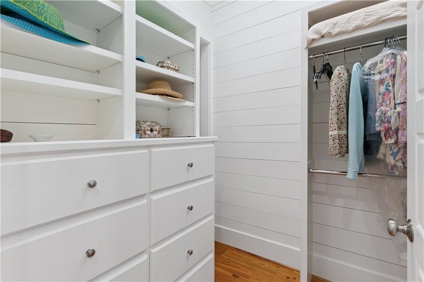 Welcome to an extraordinary custom beach cottage in the coveted - photo 20