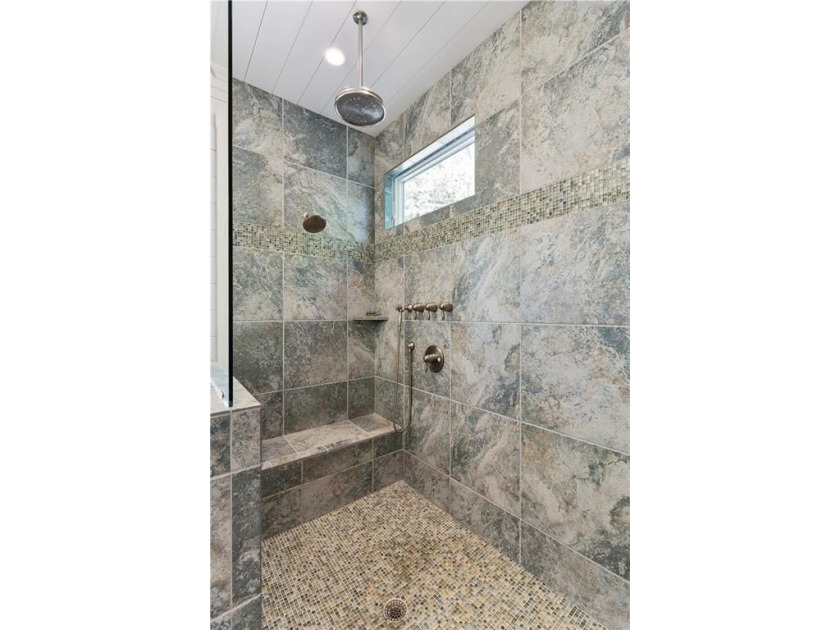 Welcome to an extraordinary custom beach cottage in the coveted - photo 23