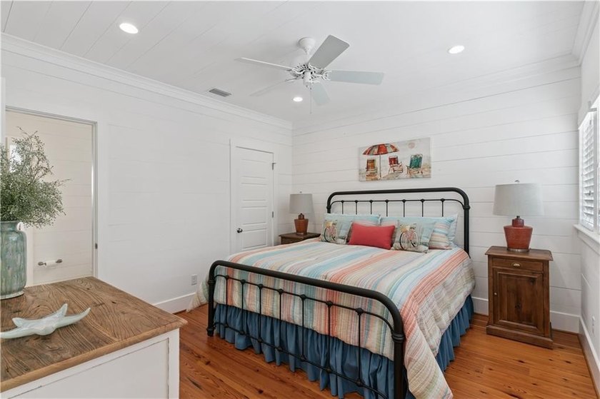 Welcome to an extraordinary custom beach cottage in the coveted - photo 37