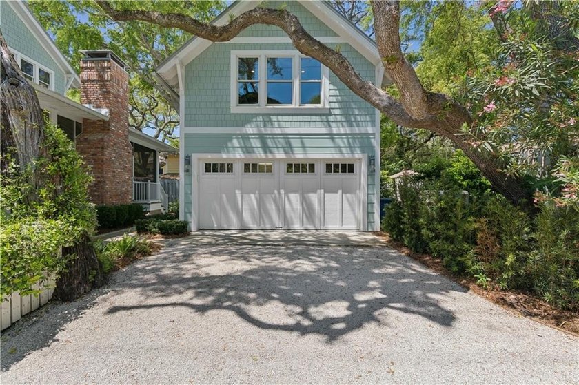 Welcome to an extraordinary custom beach cottage in the coveted - photo 45