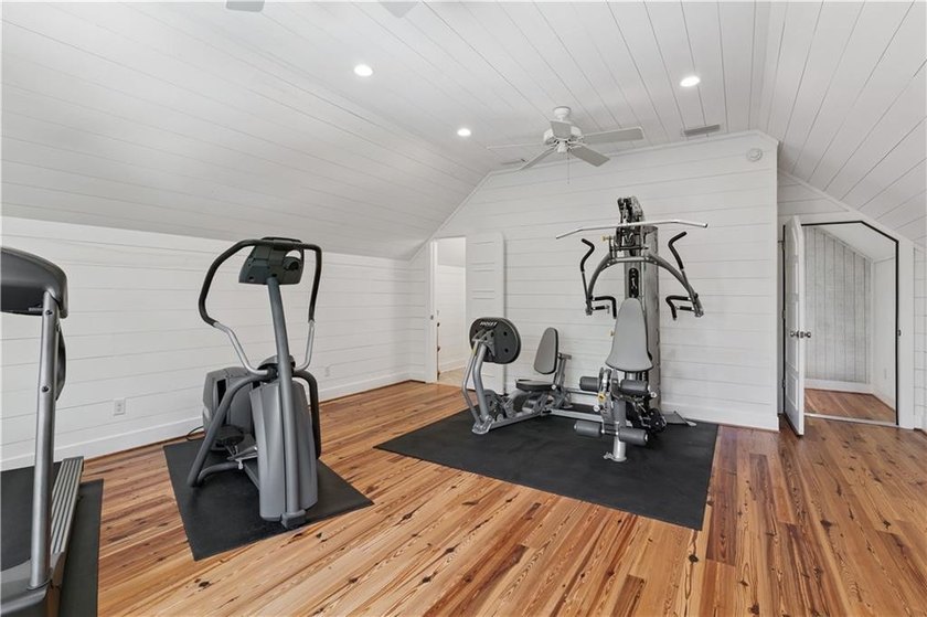 Welcome to an extraordinary custom beach cottage in the coveted - photo 46