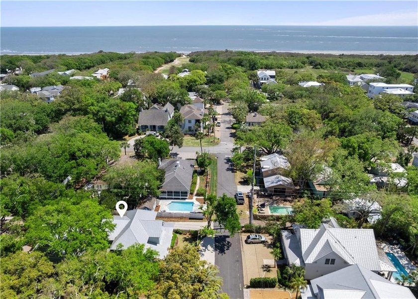 Welcome to an extraordinary custom beach cottage in the coveted - photo 54
