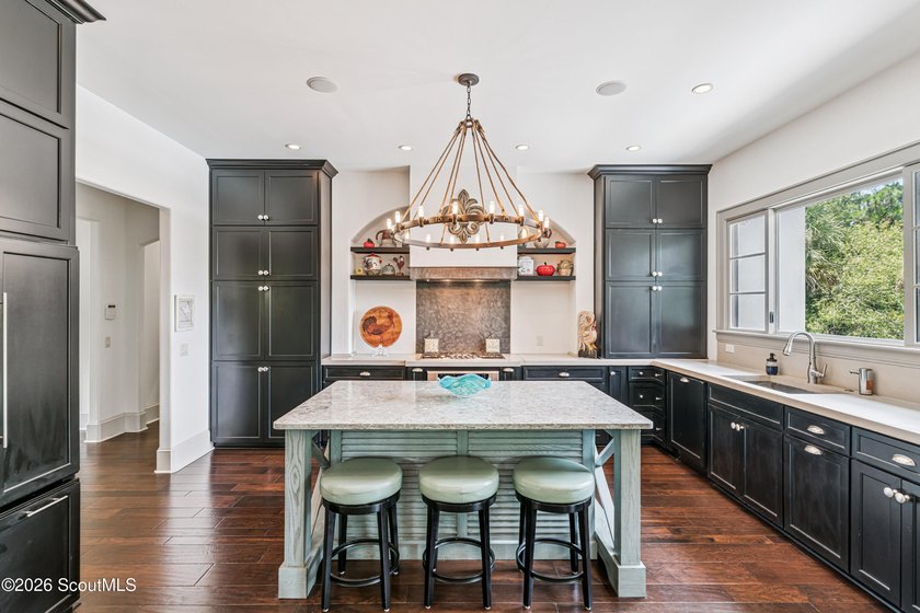 Situated along Stillwater Lake, 191 Stillwater Drive is a custom - photo 13