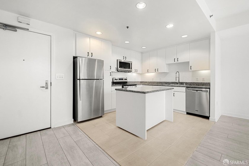1-bedroom Below Market Rate (BMR) housing opportunity available - photo 3