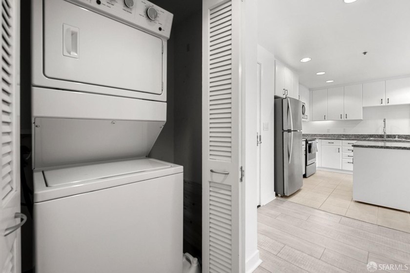 1-bedroom Below Market Rate (BMR) housing opportunity available - photo 5