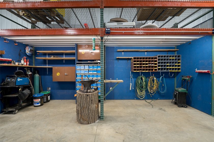 An exceptional commercial and light industrial facility built in - photo 36