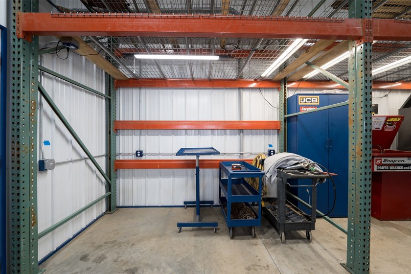 An exceptional commercial and light industrial facility built in - photo 37