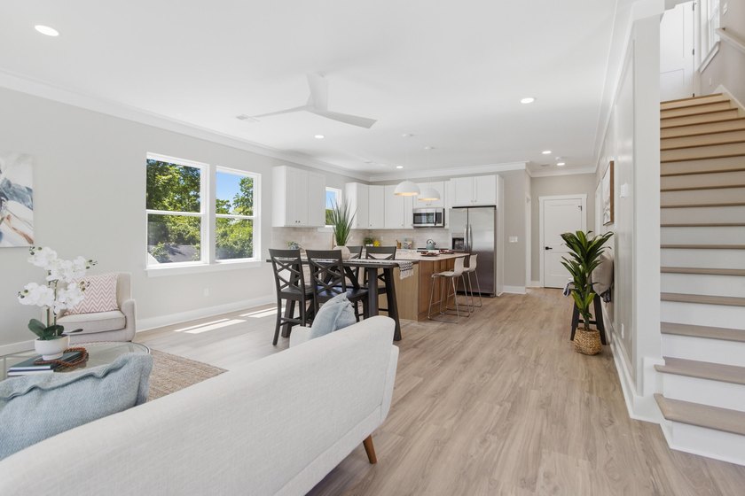 Introducing a thoughtfully designed new construction hone that - photo 4