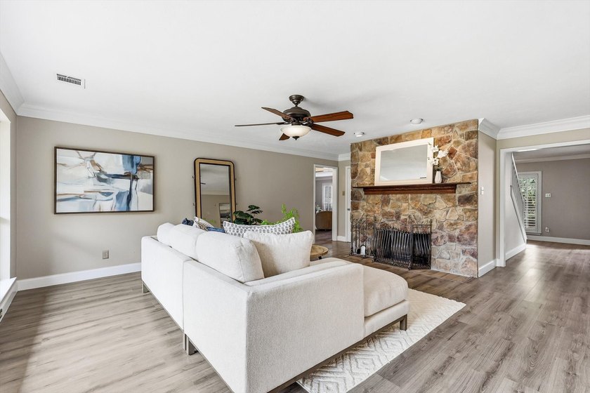 OPEN HOUSE SUNDAY JUNE 28 2-4PM! Spacious, stylish, and - photo 23
