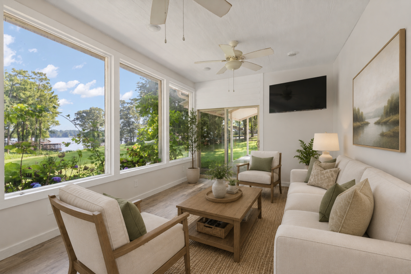 Sunroom Staged - photo 18