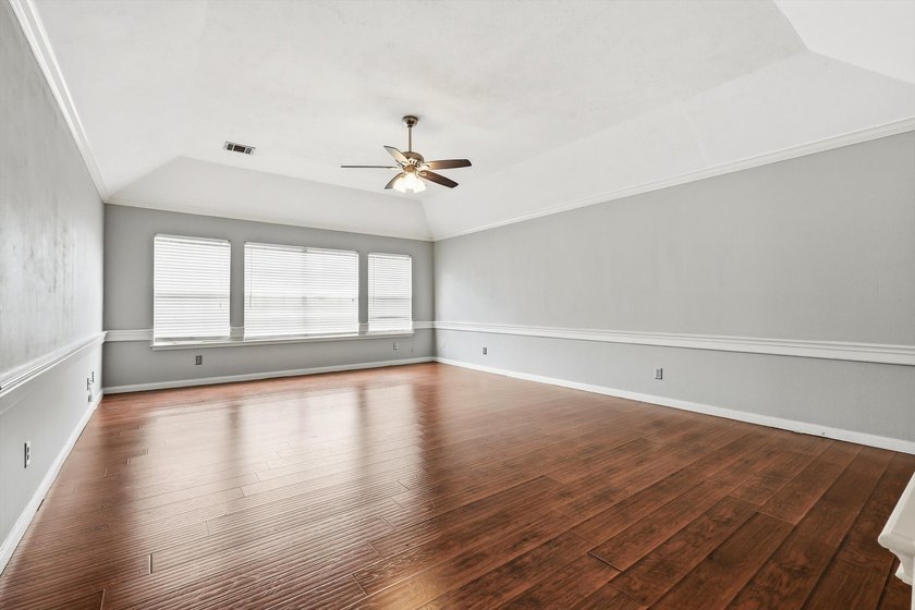 OPEN HOUSE SUNDAY JUNE 28 2-4PM! Spacious, stylish, and - photo 35