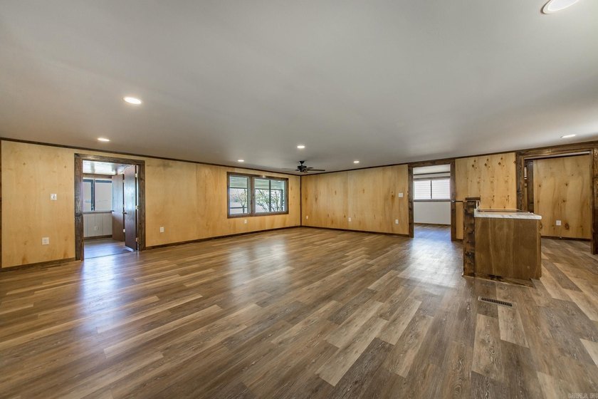 Its rare to find one w/ the view, privacy &amp; the home itself all - photo 6