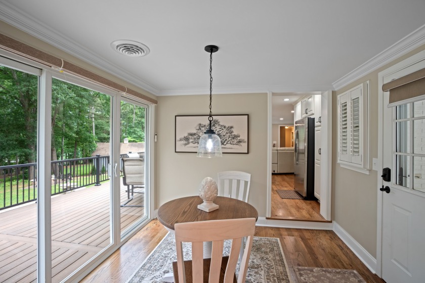 Breakfast nook with a VIEW - photo 10