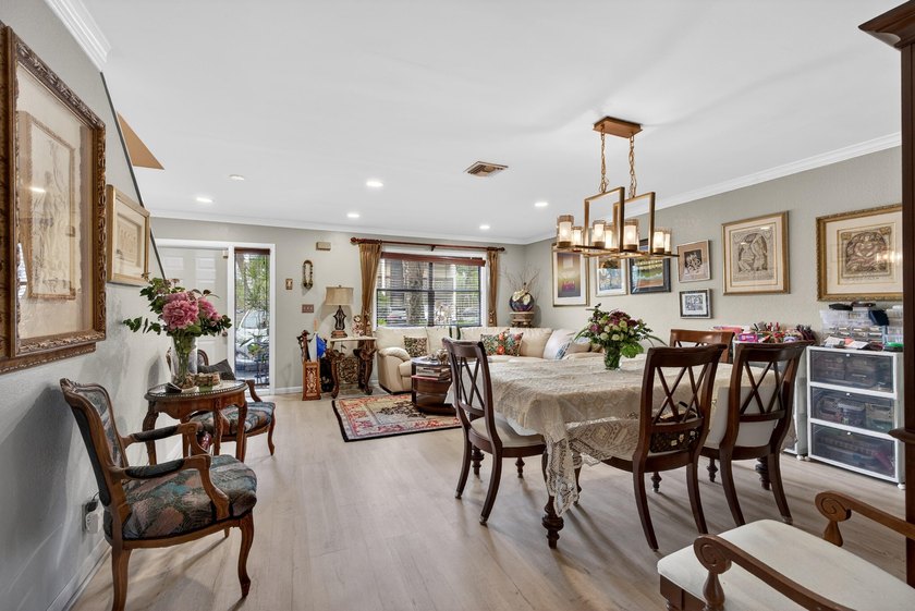 Charming 2 bed | 2.5 bath, 2-story townhouse offering a - photo 3